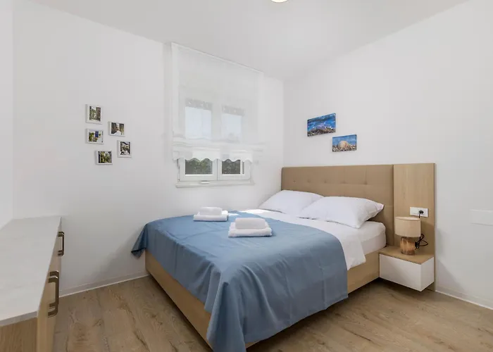 Angelika's White Blue Apartament