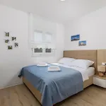 Angelika's White Blue Apartman