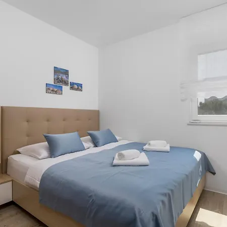 דירה Angelika's White Blue מאנדרה